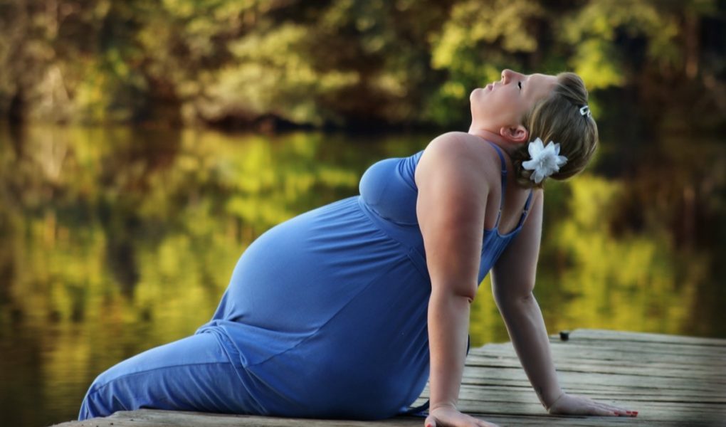 The benefits of prenatal yoga for pregnant women